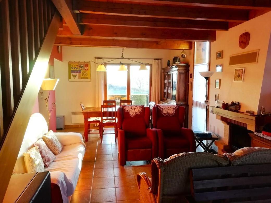 Casa Adosada Para Familias En Santa Leocadia Sainte-Léocadie Extérieur photo