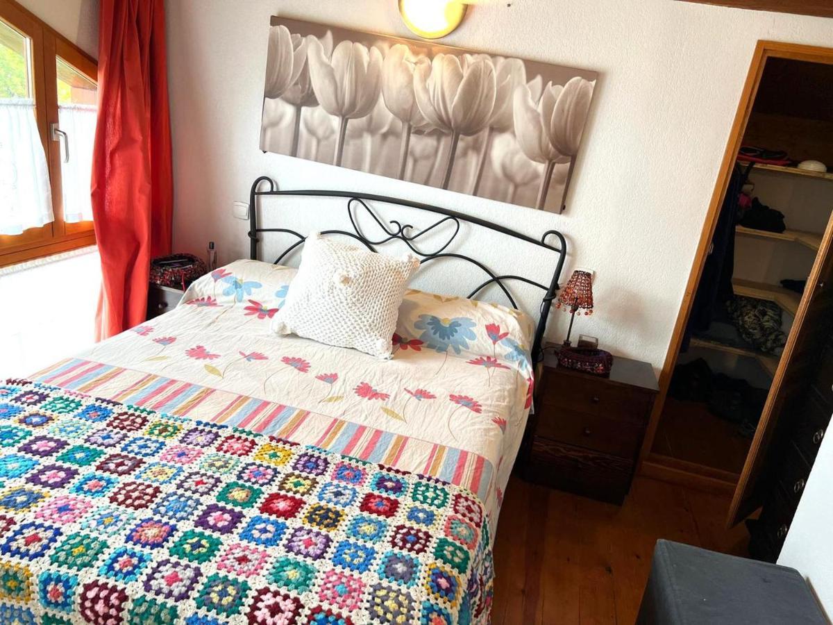 Casa Adosada Para Familias En Santa Leocadia Sainte-Léocadie Extérieur photo