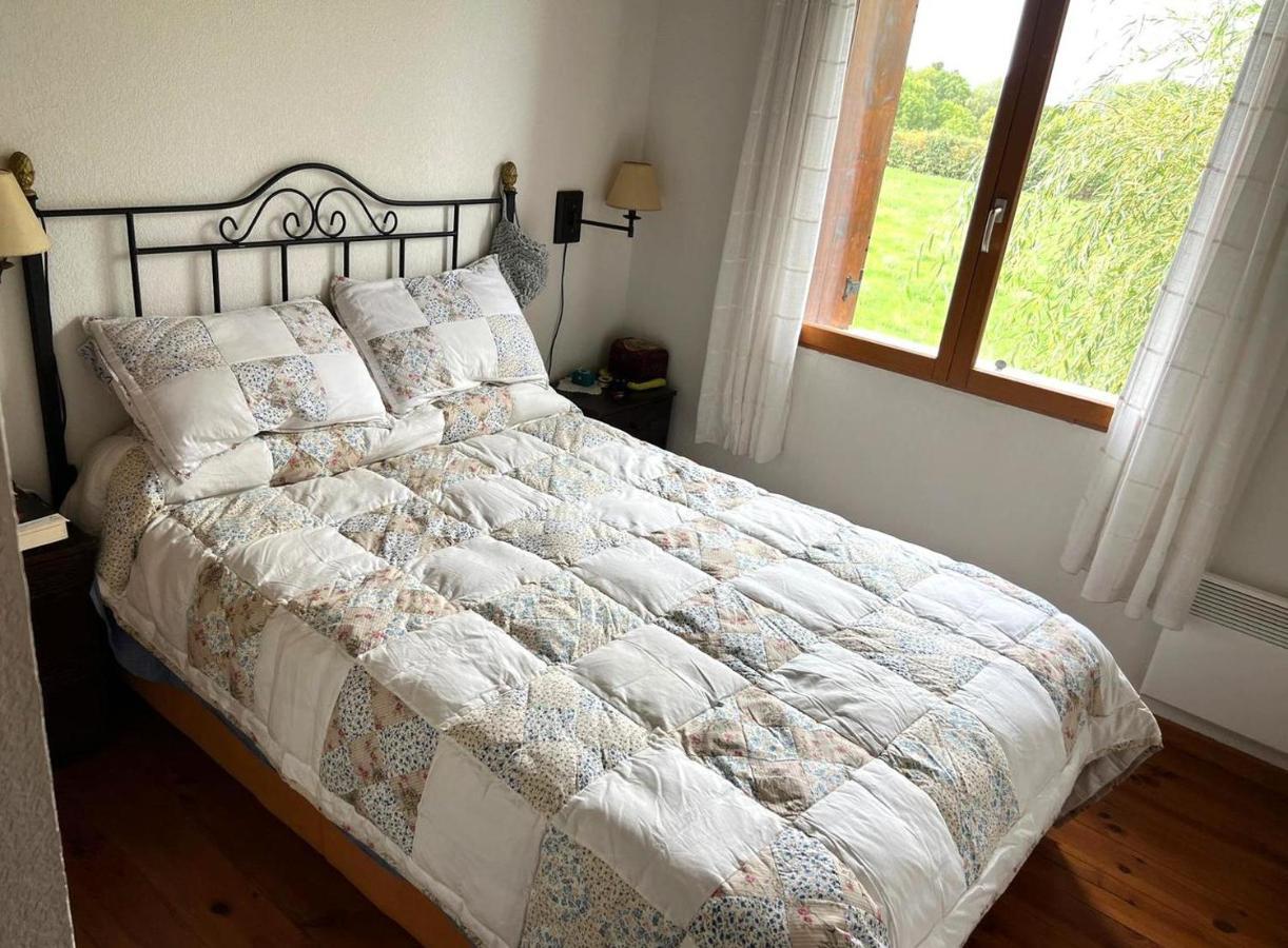 Casa Adosada Para Familias En Santa Leocadia Sainte-Léocadie Extérieur photo